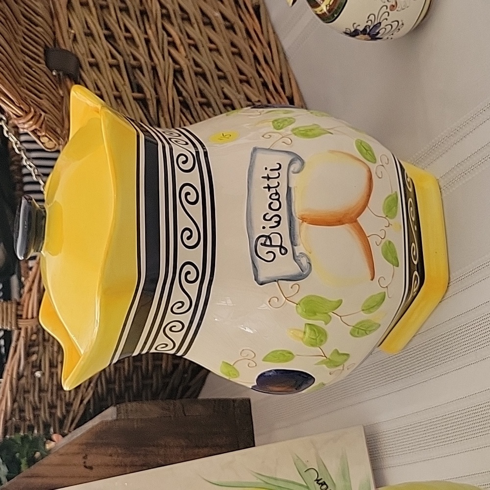 Biscotti Ceramic Jar with Lid